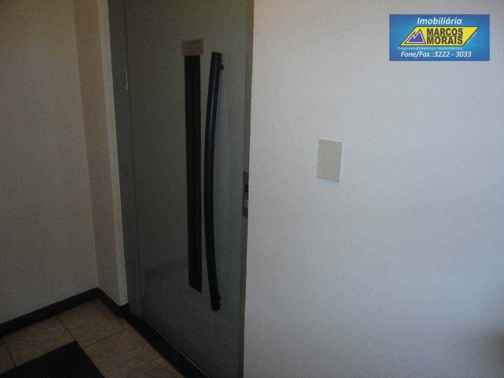 Apartamento à venda com 3 quartos, 189m² - Foto 24