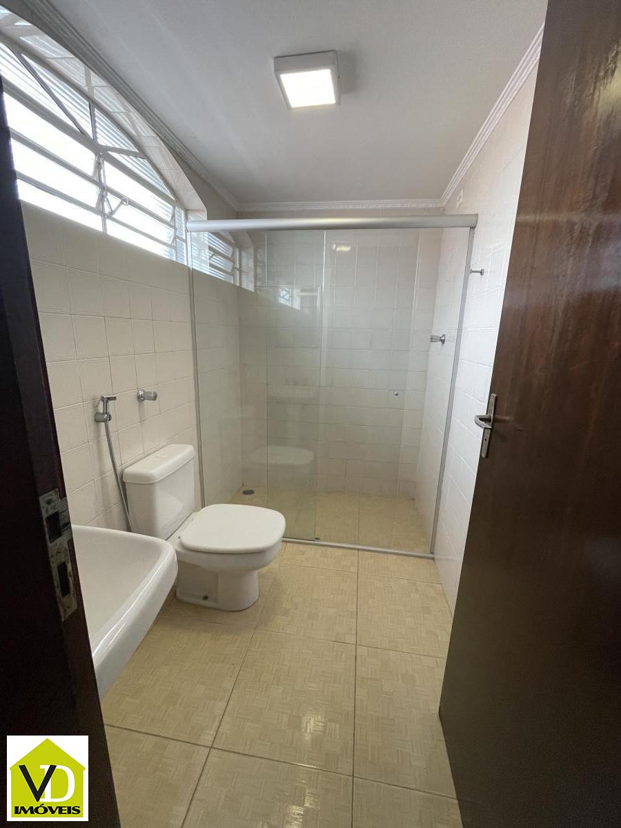 Sobrado à venda com 5 quartos, 360m² - Foto 28