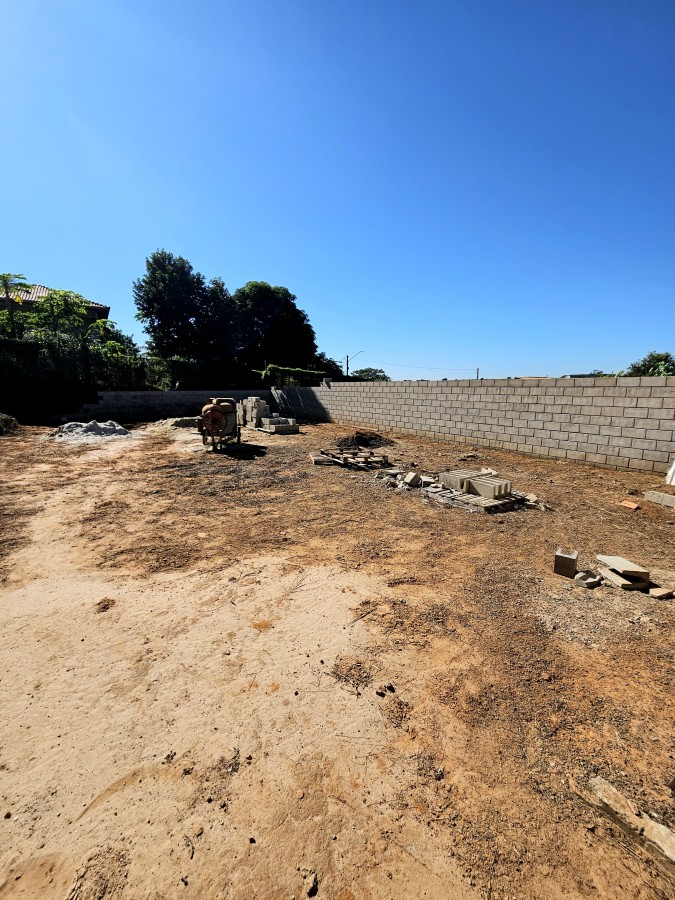 Casa à venda com 2 quartos, 800m² - Foto 8