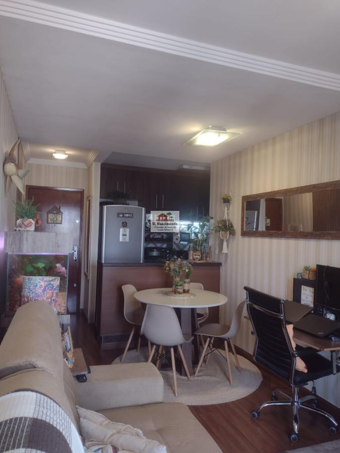 Apartamento à venda com 2 quartos, 62m² - Foto 7