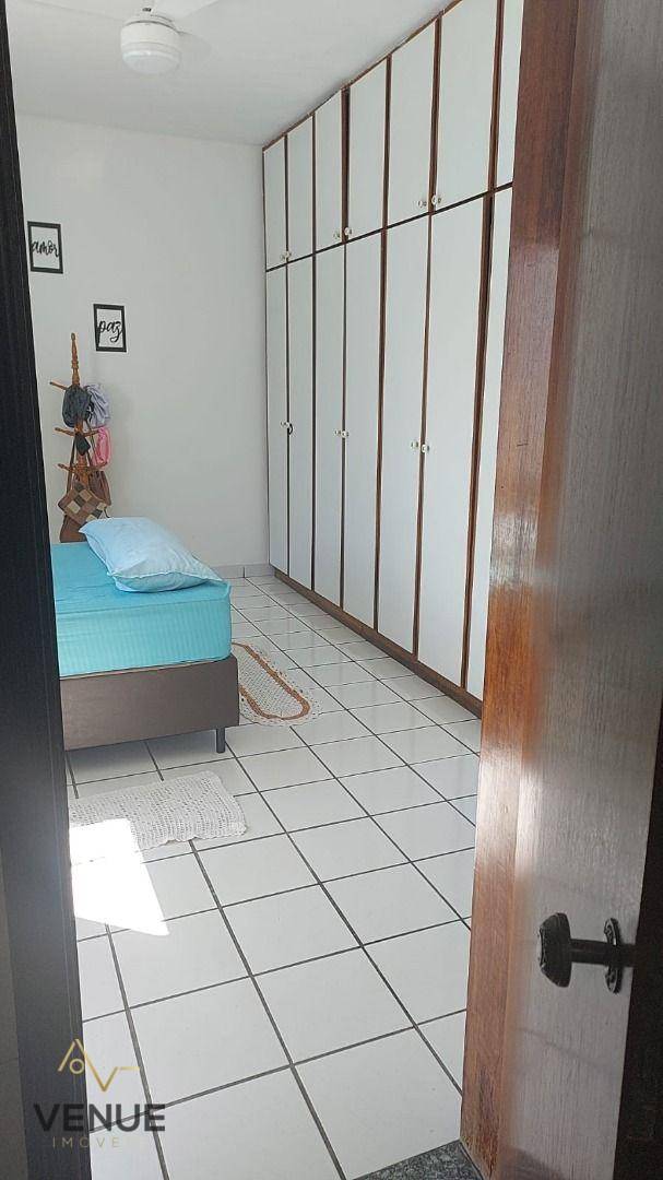 Sobrado à venda com 4 quartos, 450M2 - Foto 17