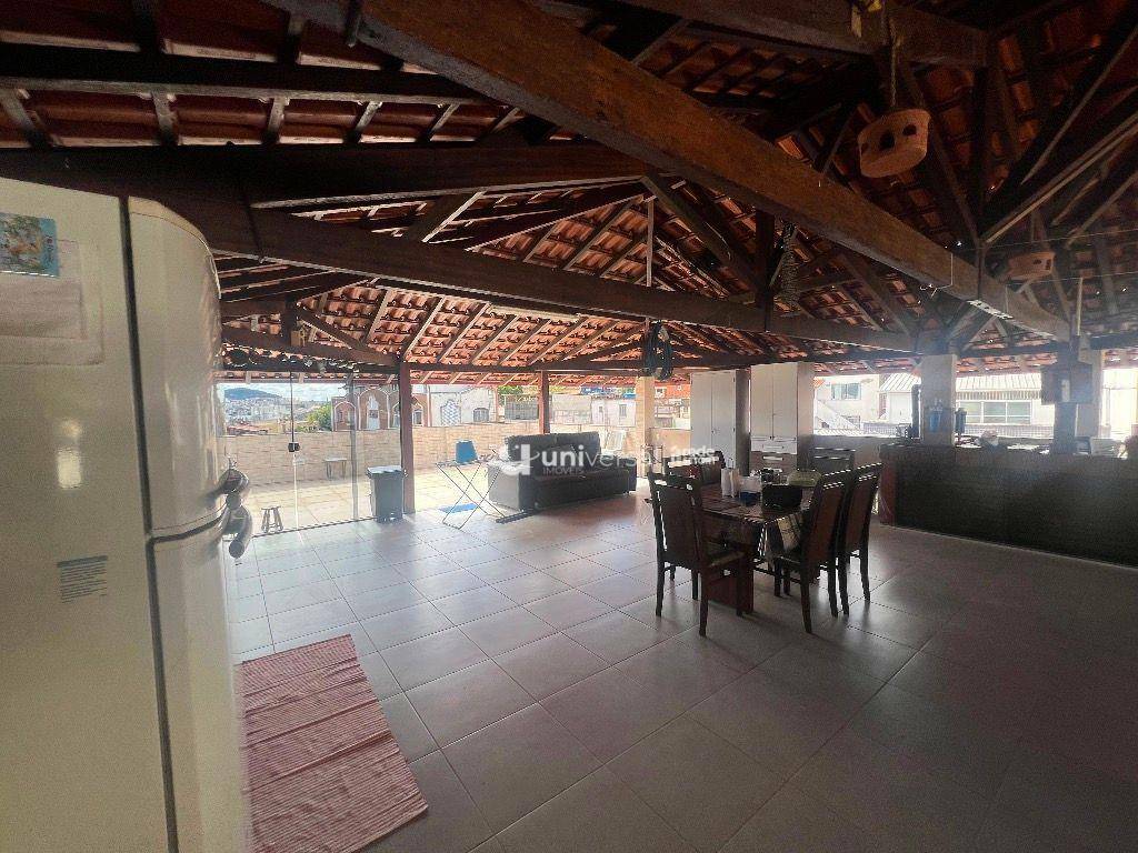 Cobertura à venda com 3 quartos, 207m² - Foto 12