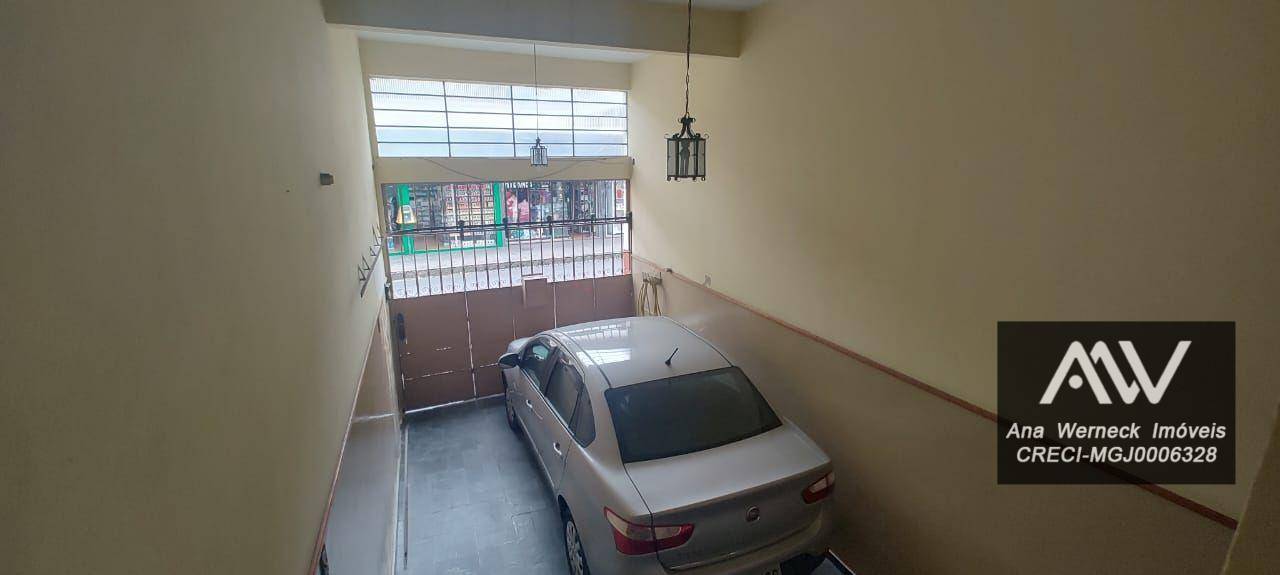 Casa à venda e aluguel com 4 quartos, 200m² - Foto 28