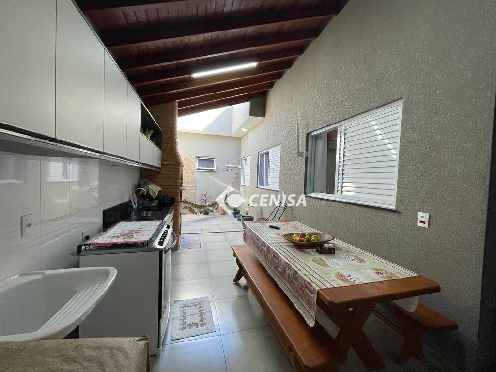 Casa à venda com 3 quartos, 140m² - Foto 25