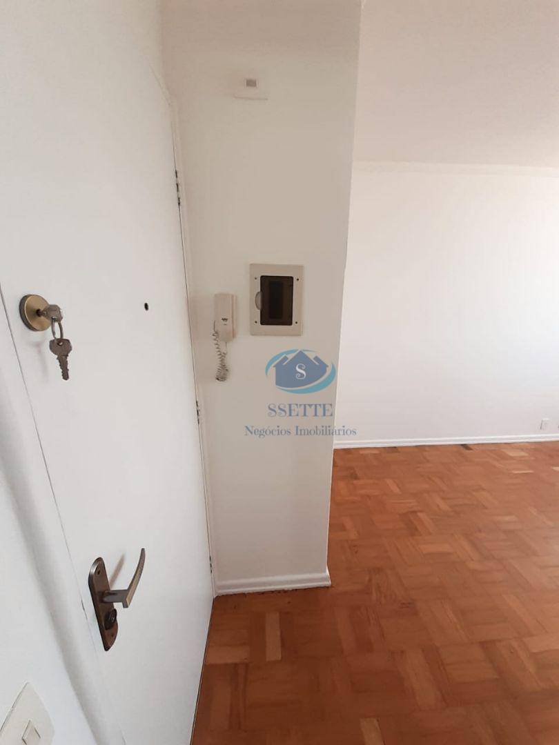 Apartamento à venda com 2 quartos, 56m² - Foto 13