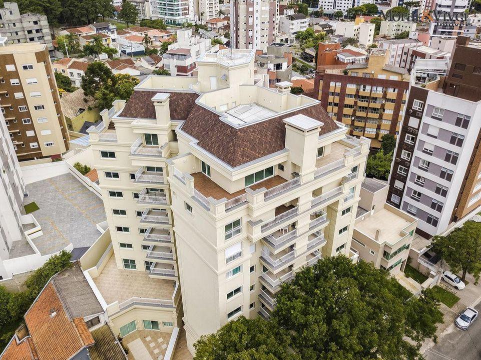 Cobertura à venda com 3 quartos, 209m² - Foto 2