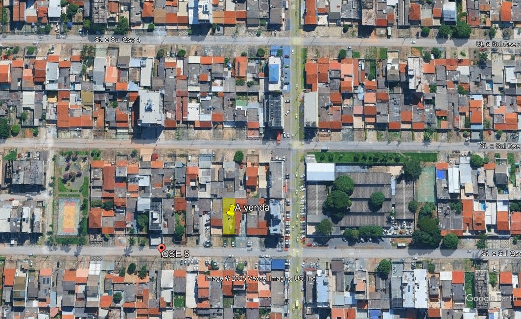 Terreno à venda com 3 quartos, 300m² - Foto 2
