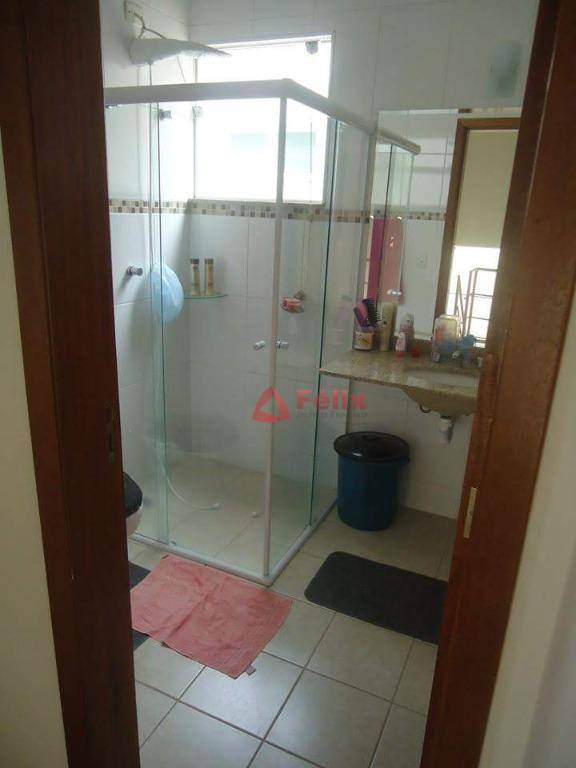 Sobrado à venda com 4 quartos, 220m² - Foto 13