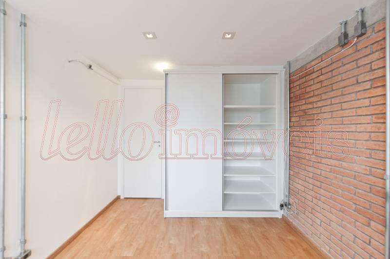 Loft para alugar com 2 quartos, 110m² - Foto 17