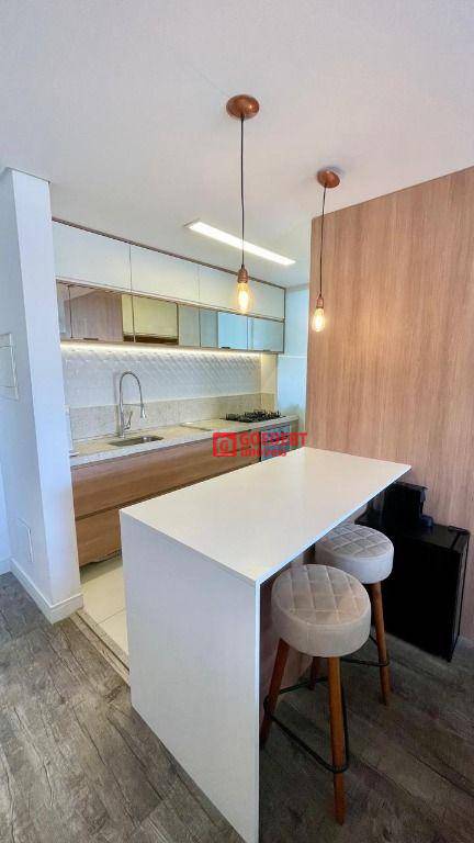 Apartamento à venda com 2 quartos, 59m² - Foto 4