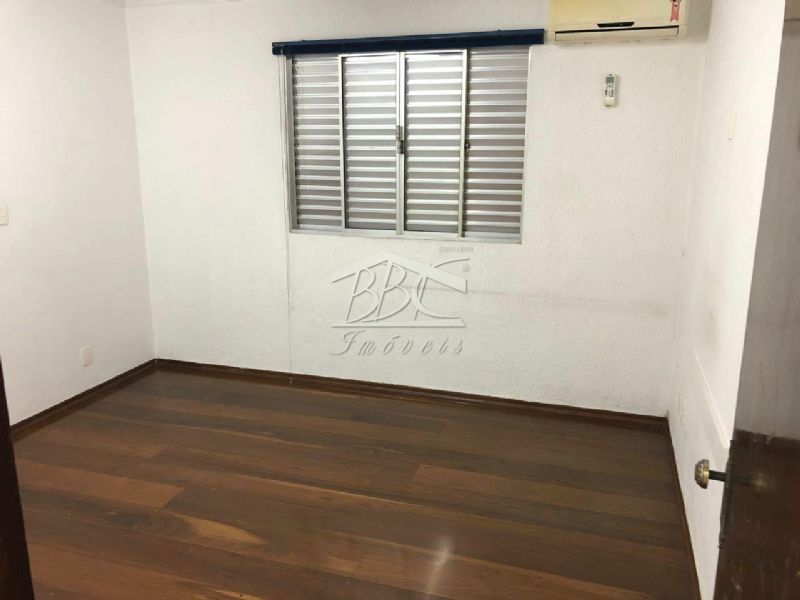 Sobrado para alugar com 4 quartos, 247m² - Foto 11