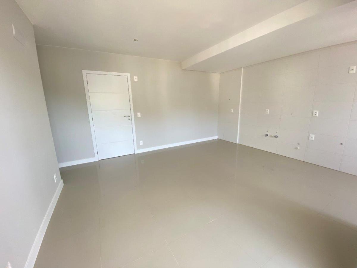 Apartamento à venda com 2 quartos, 75m² - Foto 6