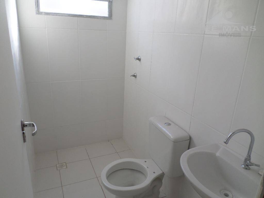 Apartamento para alugar com 2 quartos, 49m² - Foto 6