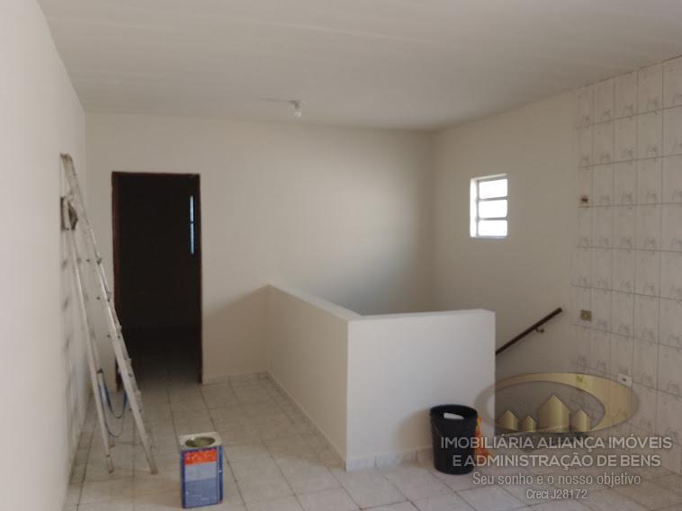 Casa para alugar com 2 quartos, 60m² - Foto 12