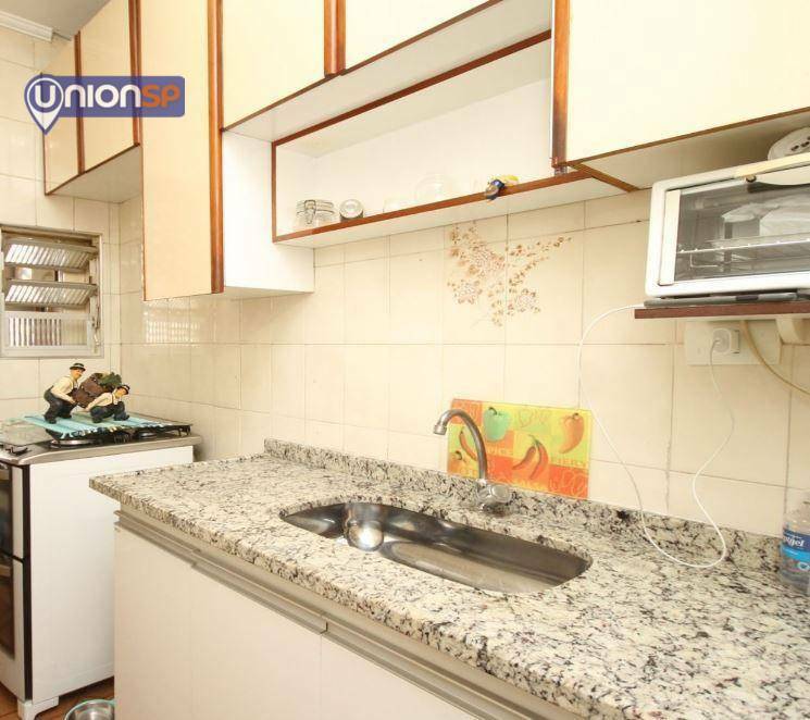 Apartamento à venda com 1 quarto, 42m² - Foto 13