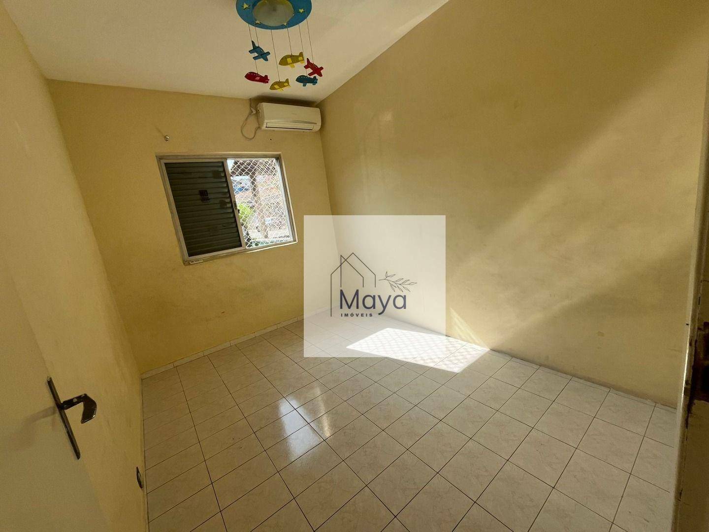 Casa à venda com 5 quartos, 220m² - Foto 51
