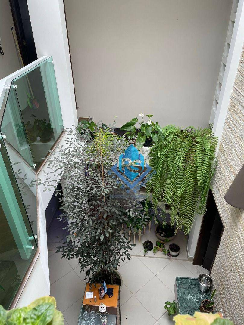 Sobrado à venda com 3 quartos, 256m² - Foto 23