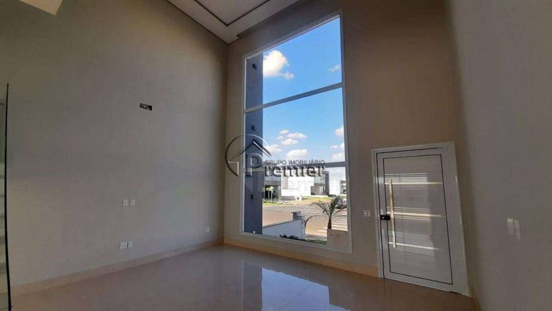 Casa à venda com 3 quartos, 286m² - Foto 4