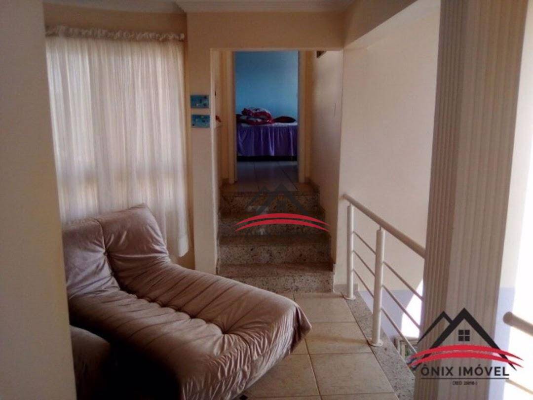 Casa de Condomínio à venda com 4 quartos, 251m² - Foto 7