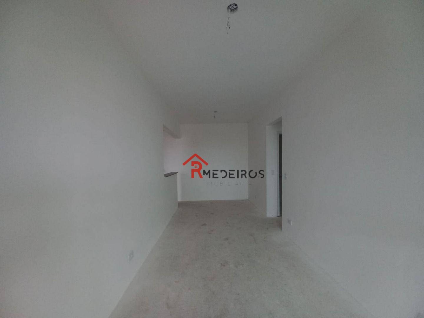 Apartamento à venda com 2 quartos, 82m² - Foto 4