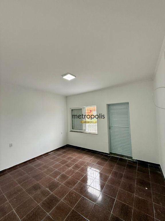 Sobrado à venda com 2 quartos, 189m² - Foto 4