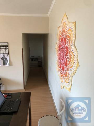 Apartamento à venda com 2 quartos, 110m² - Foto 2