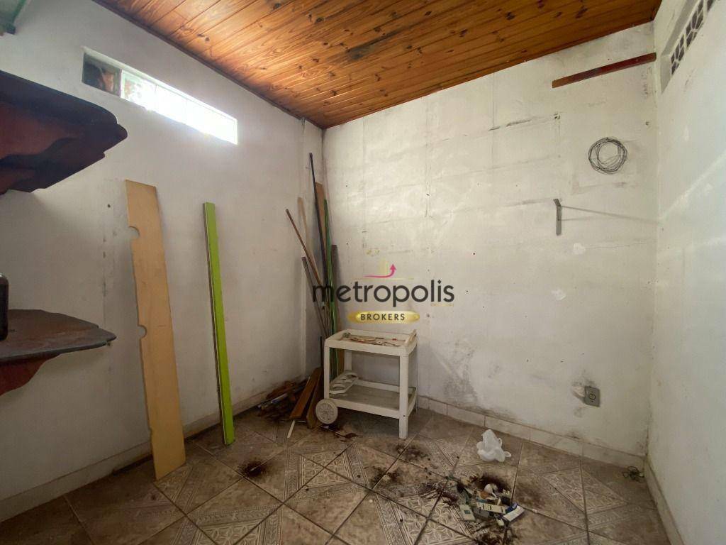 Casa à venda com 2 quartos, 250m² - Foto 44