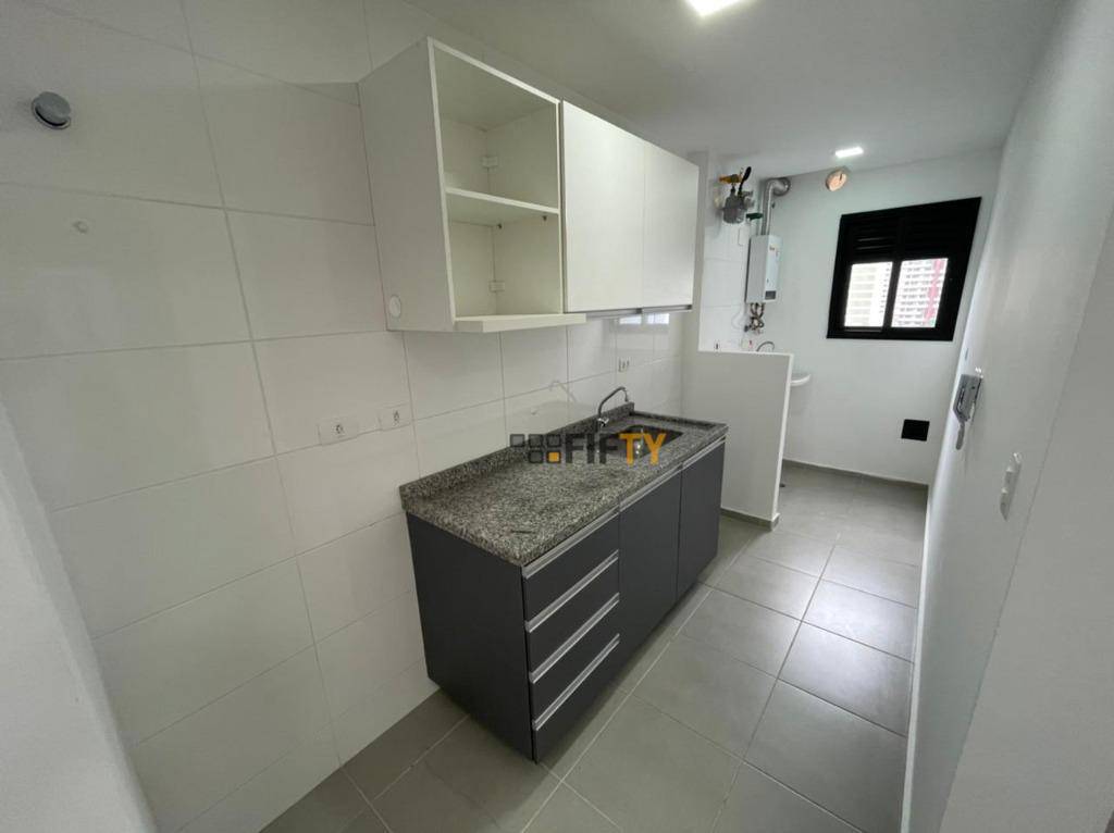 Apartamento à venda com 2 quartos, 62m² - Foto 12