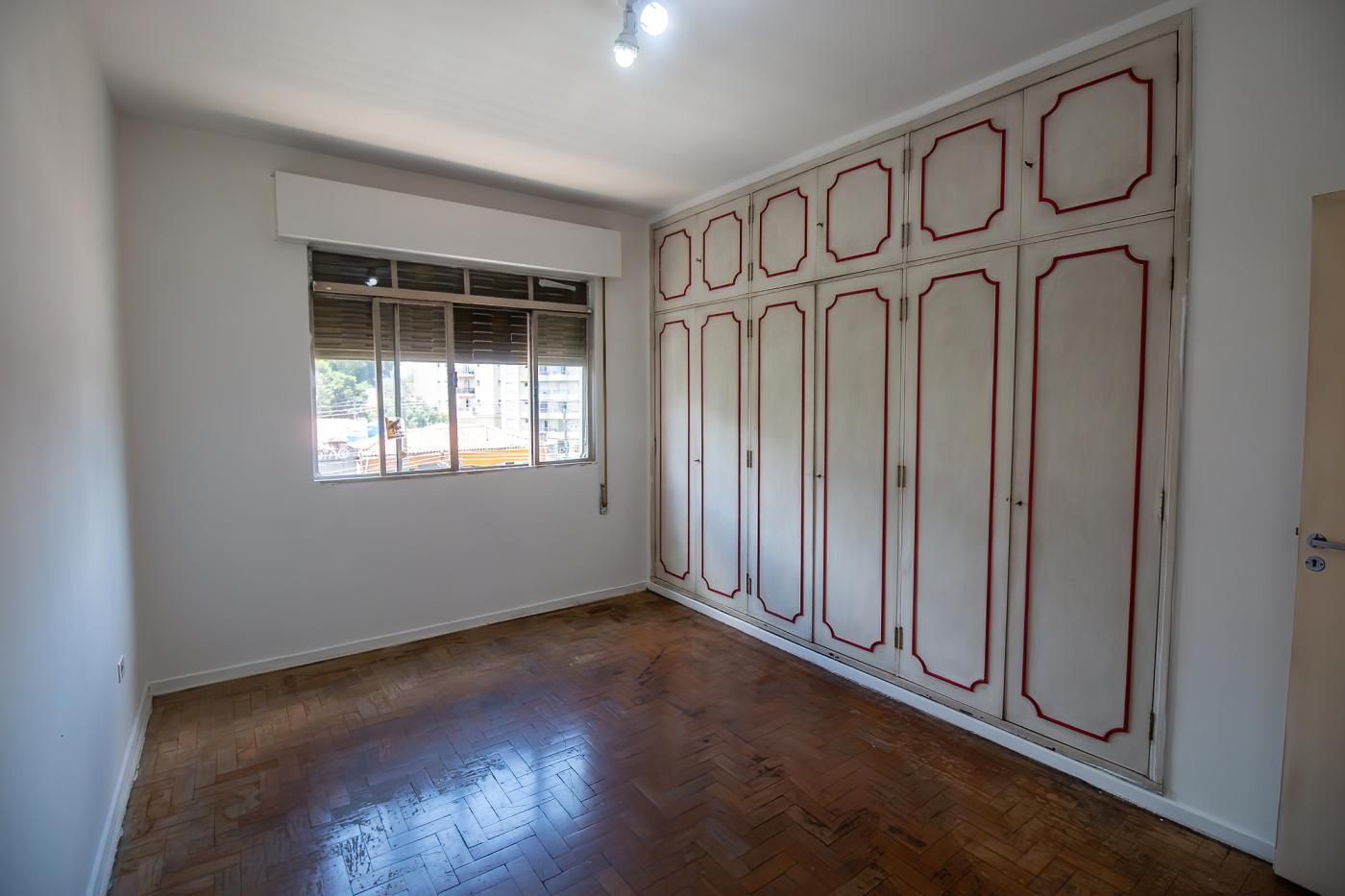 Apartamento à venda com 3 quartos, 153m² - Foto 1