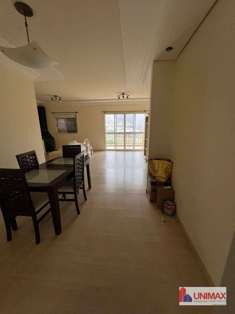 Apartamento para alugar com 3 quartos, 139m² - Foto 3