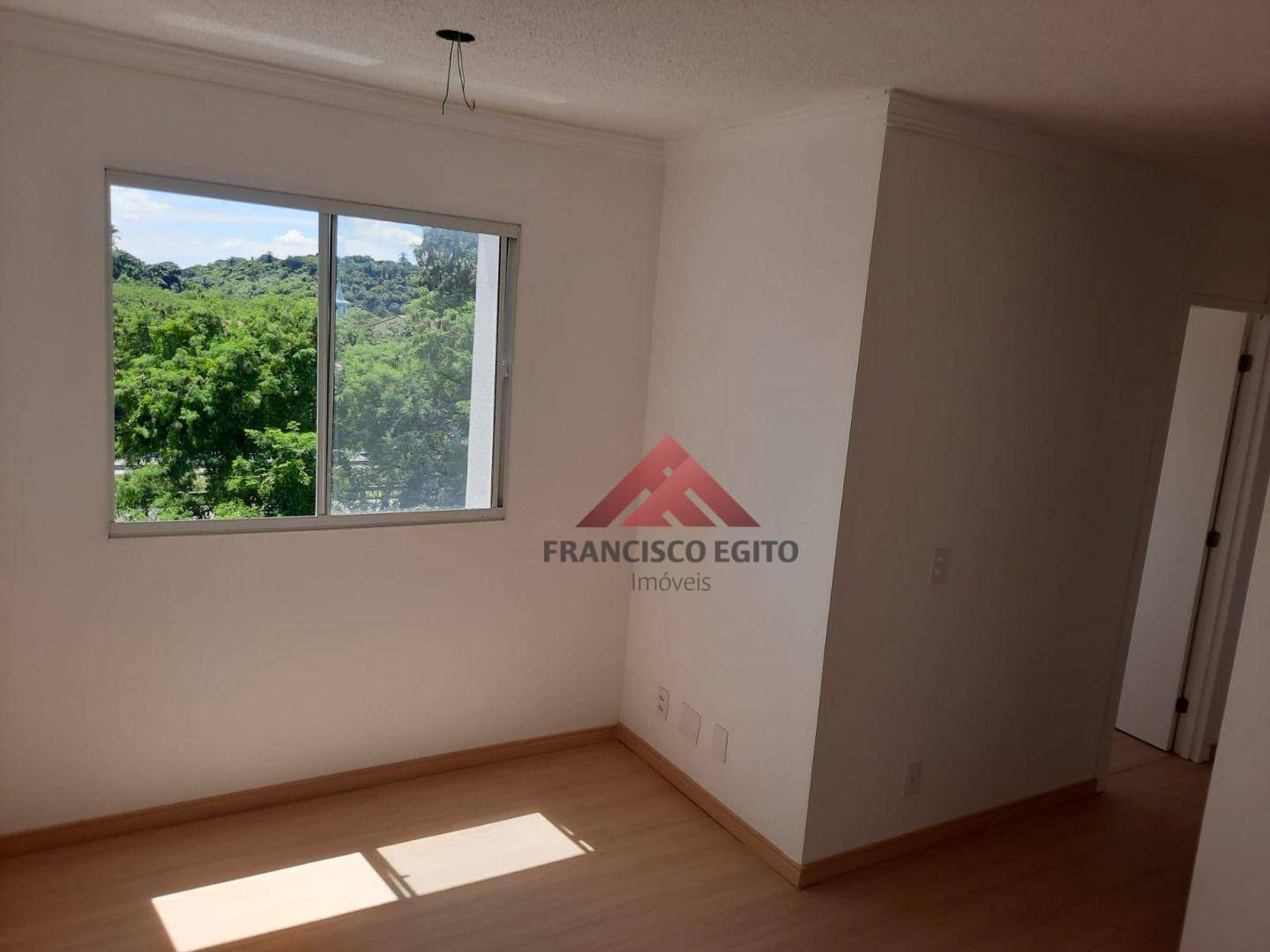 Apartamento à venda com 2 quartos, 45m² - Foto 3