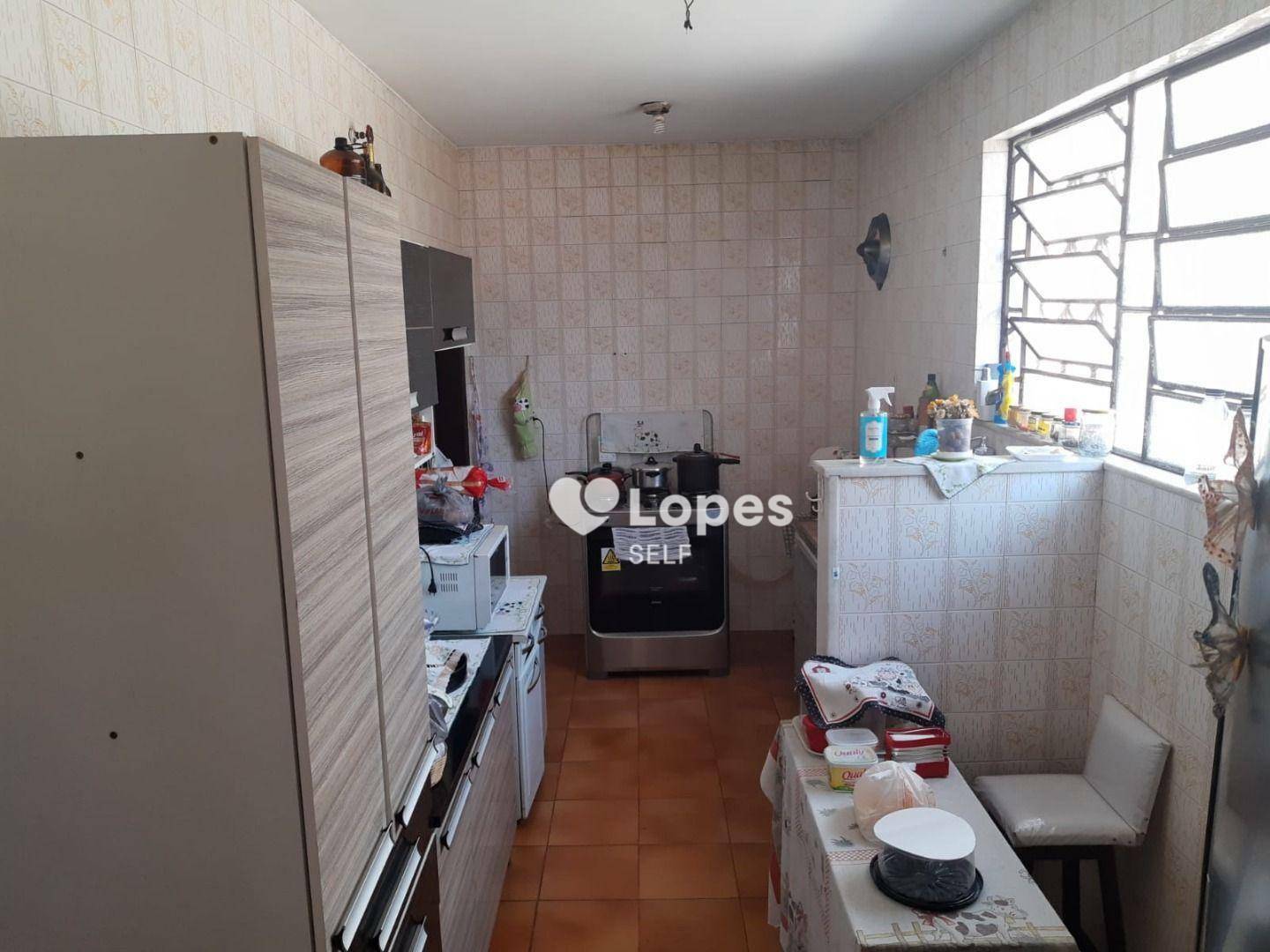 Casa à venda com 2 quartos, 300m² - Foto 5