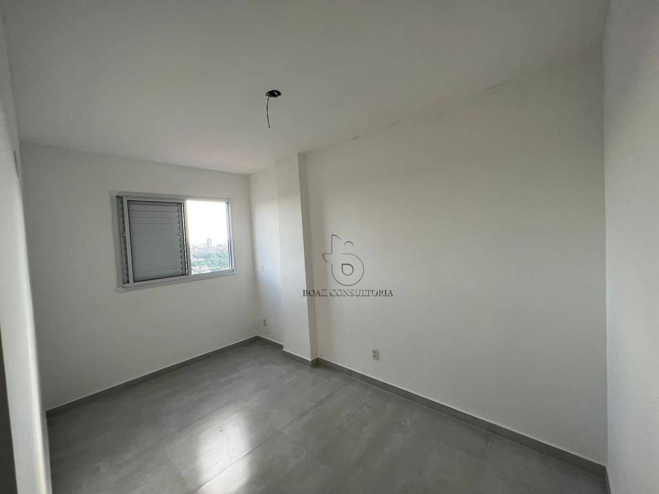 Apartamento à venda com 2 quartos, 65m² - Foto 3