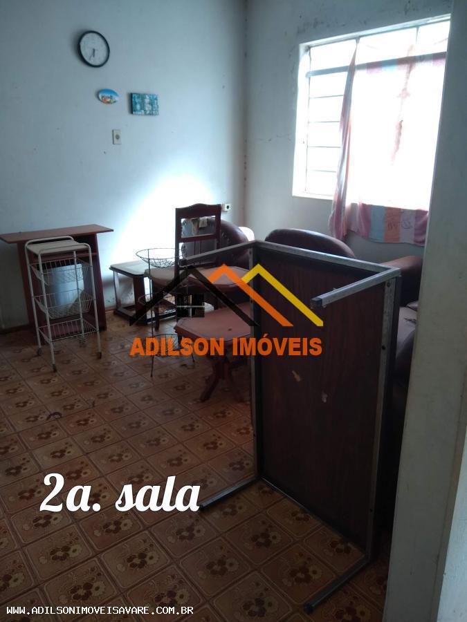 Casa à venda com 5 quartos, 203m² - Foto 3