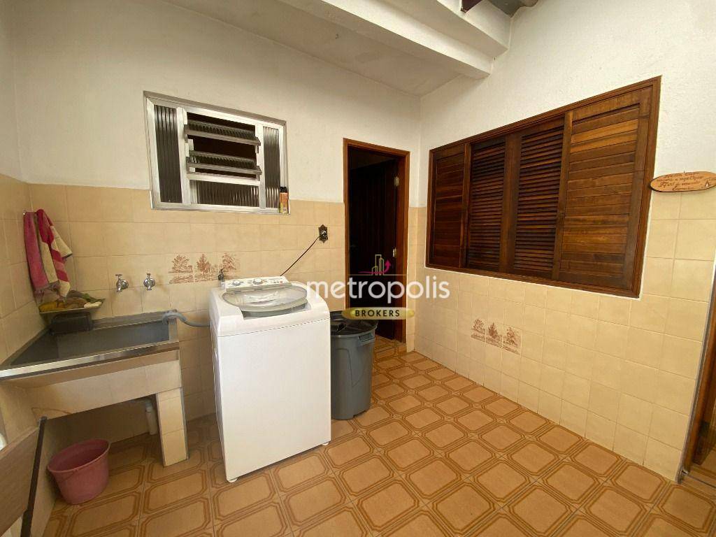 Casa à venda com 2 quartos, 180m² - Foto 8