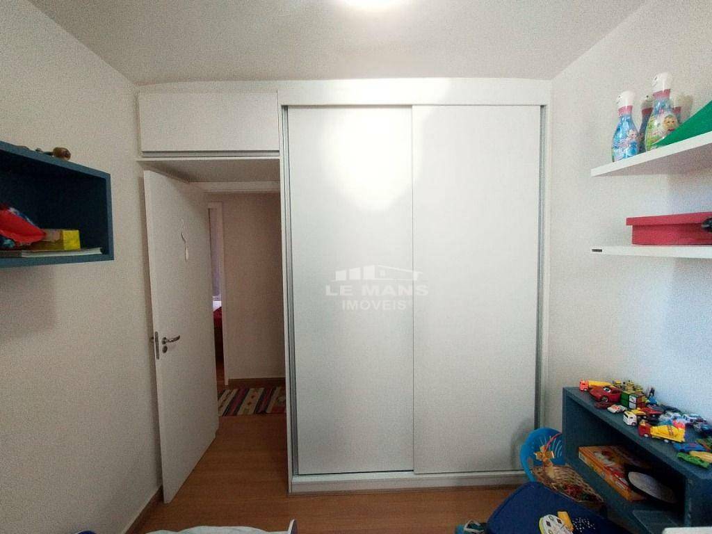 Apartamento à venda com 3 quartos, 85m² - Foto 17