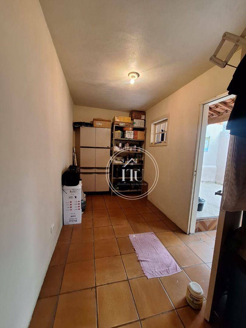 Casa à venda com 2 quartos, 95m² - Foto 11