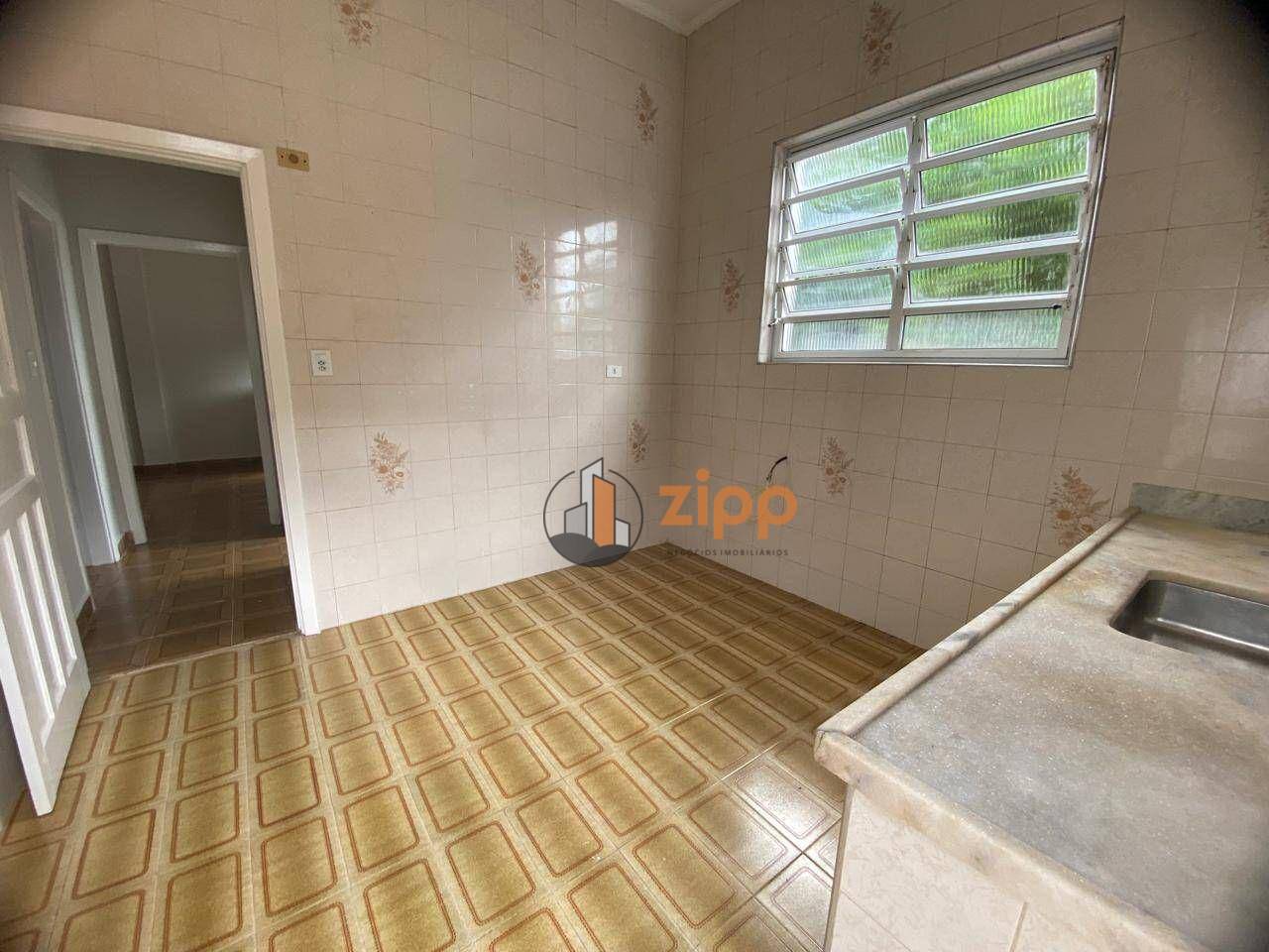 Casa para alugar com 2 quartos, 120m² - Foto 17