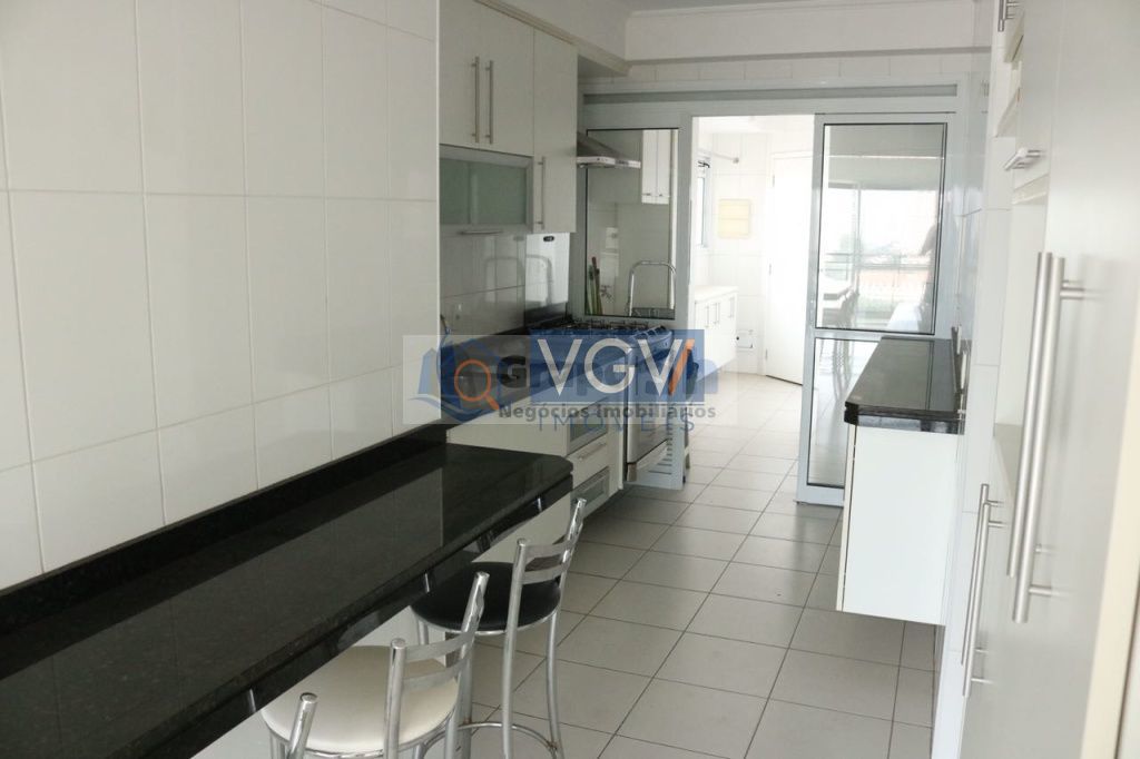 Apartamento à venda com 4 quartos, 133m² - Foto 11