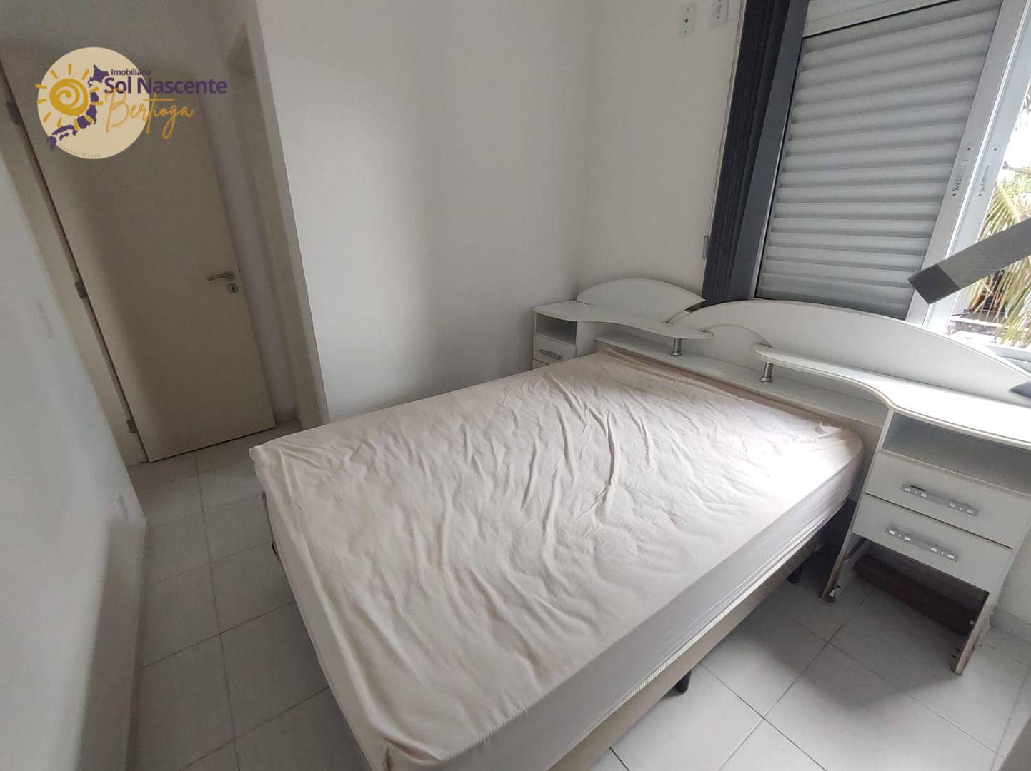 Apartamento à venda com 2 quartos, 77m² - Foto 11