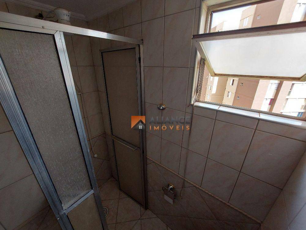 Apartamento para alugar com 2 quartos, 80m² - Foto 10