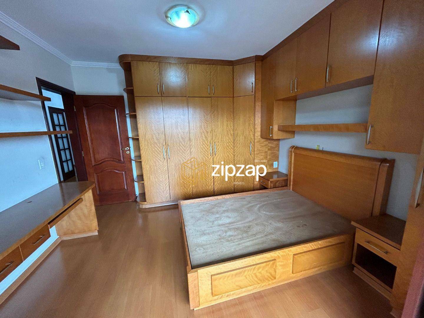 Casa à venda com 3 quartos, 243m² - Foto 29