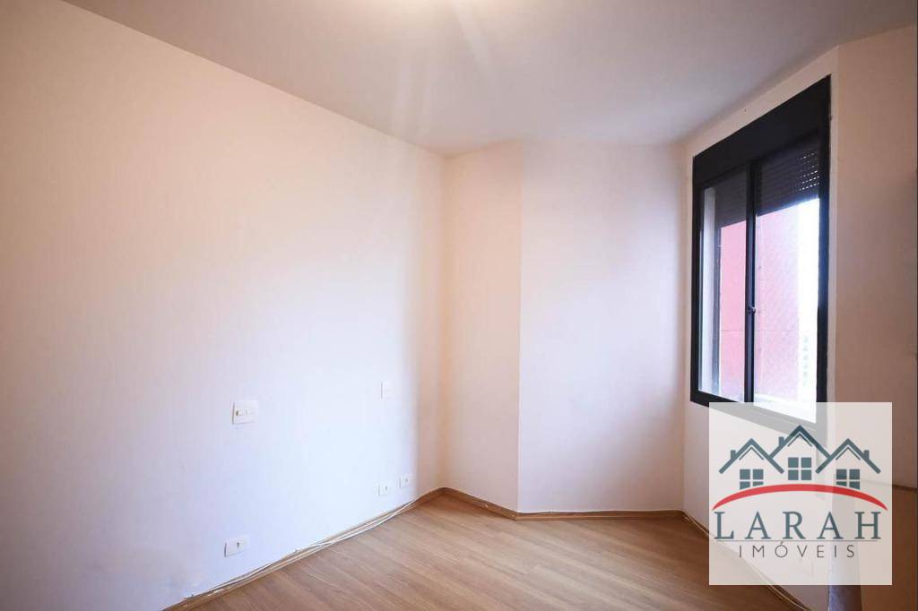 Casa para alugar com 3 quartos, 237m² - Foto 14