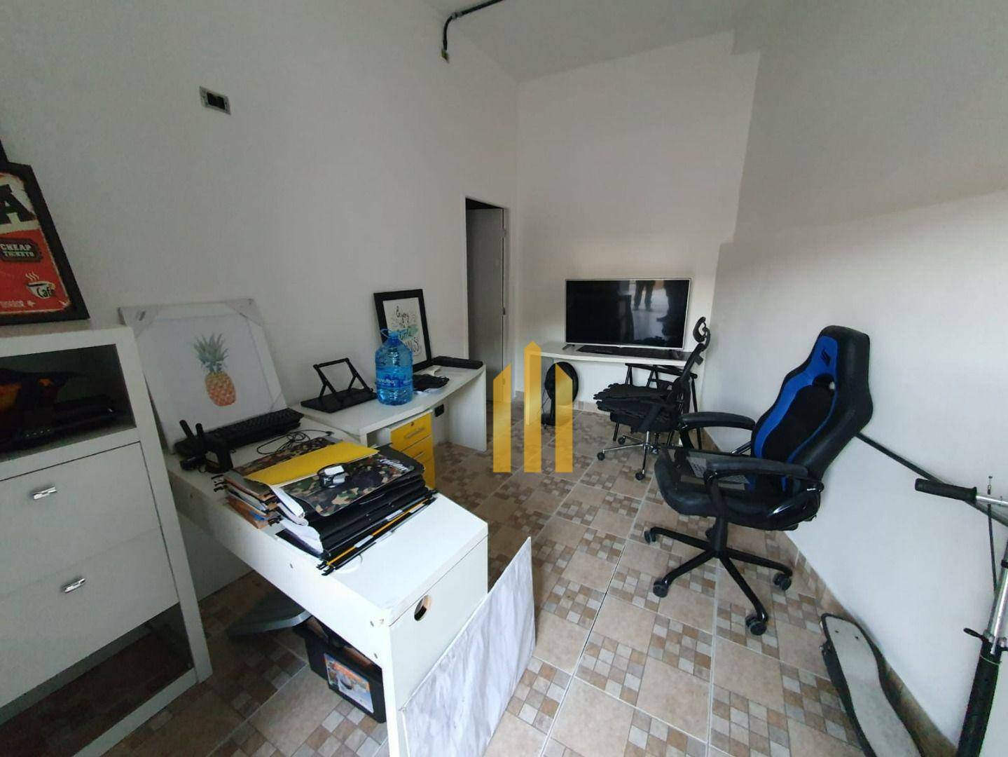 Sobrado à venda e aluguel com 3 quartos, 150m² - Foto 8