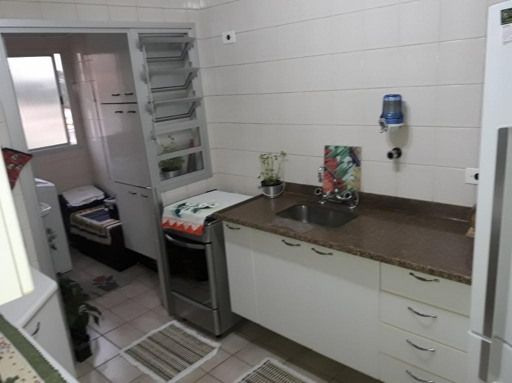 Apartamento à venda com 2 quartos, 65m² - Foto 8