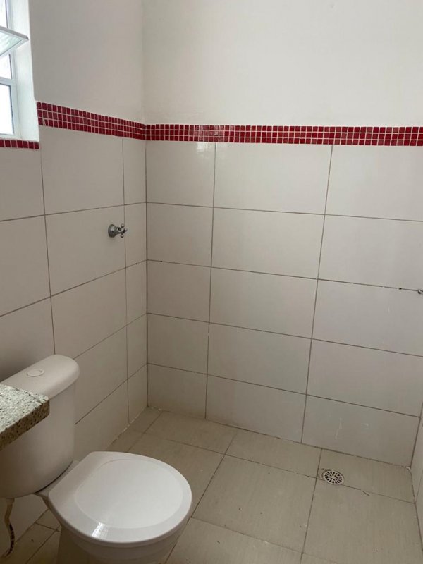 Casa de Condomínio à venda com 1 quarto, 75m² - Foto 4