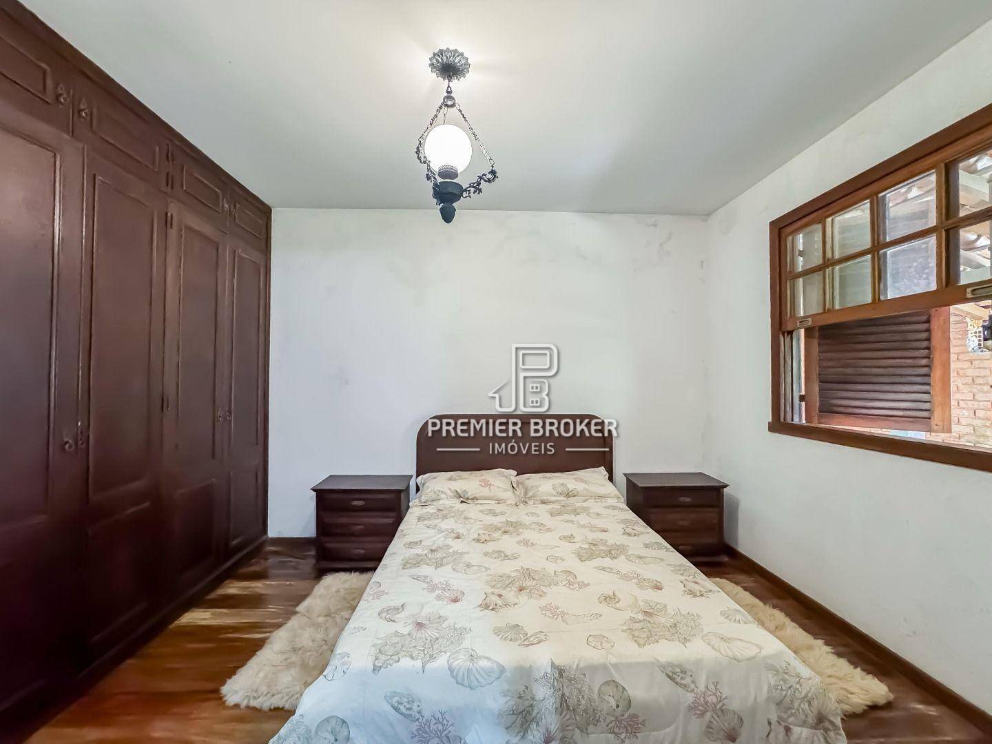 Casa de Condomínio à venda com 4 quartos, 312m² - Foto 20