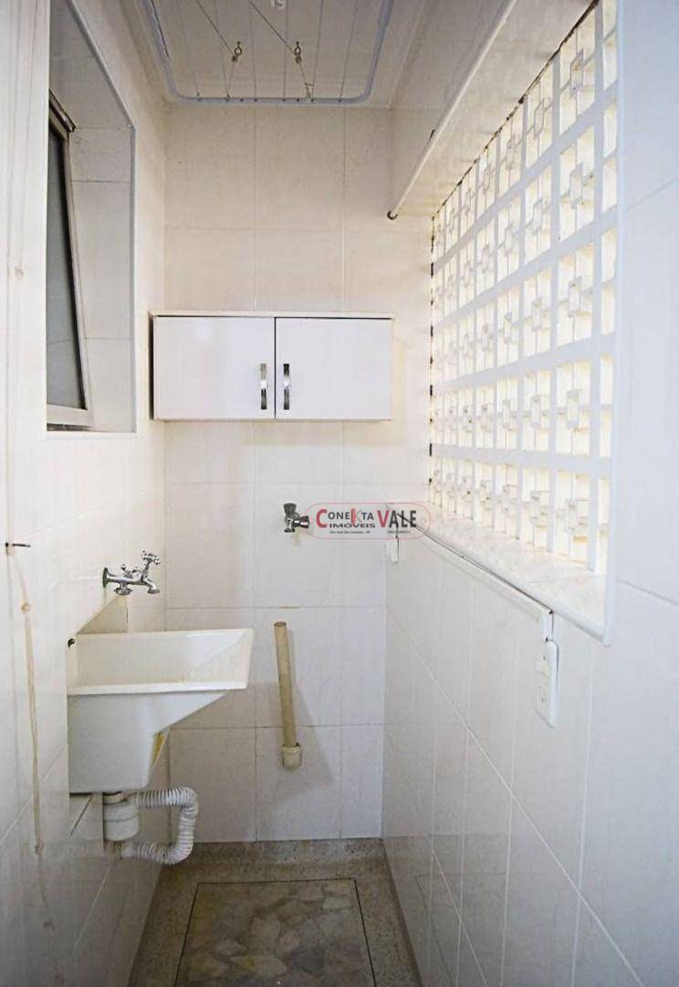 Apartamento para alugar com 1 quarto, 48m² - Foto 4