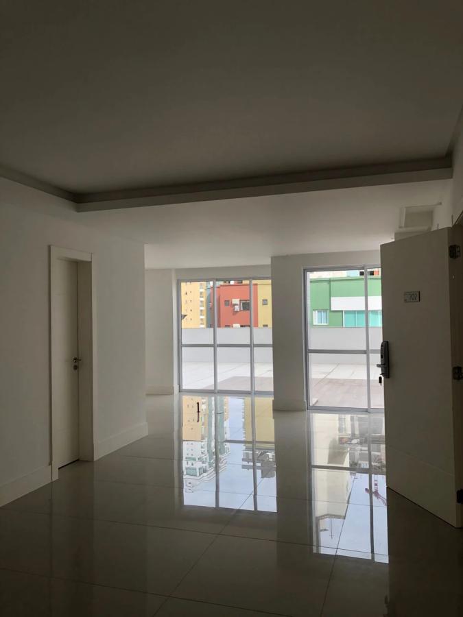 Apartamento à venda com 3 quartos, 353m² - Foto 47