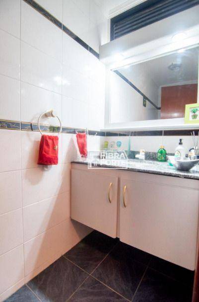 Apartamento à venda com 3 quartos, 256m² - Foto 10